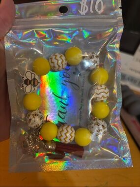 Yellow Bee-Themed Kids Beaded Bracelet - Unbranded